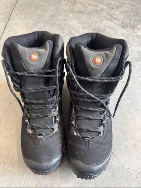 Chameleon 8 Thermo Tall Winter Boots - Women's 
Size 8